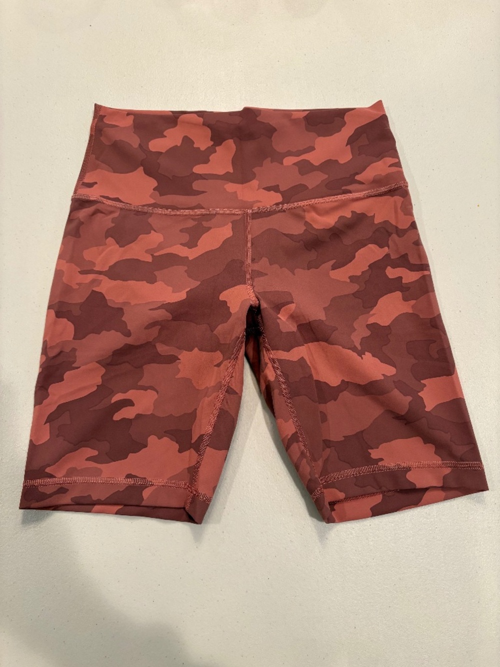 lululemon wunder train high rise shorts 8" inseam size 8 camo like new